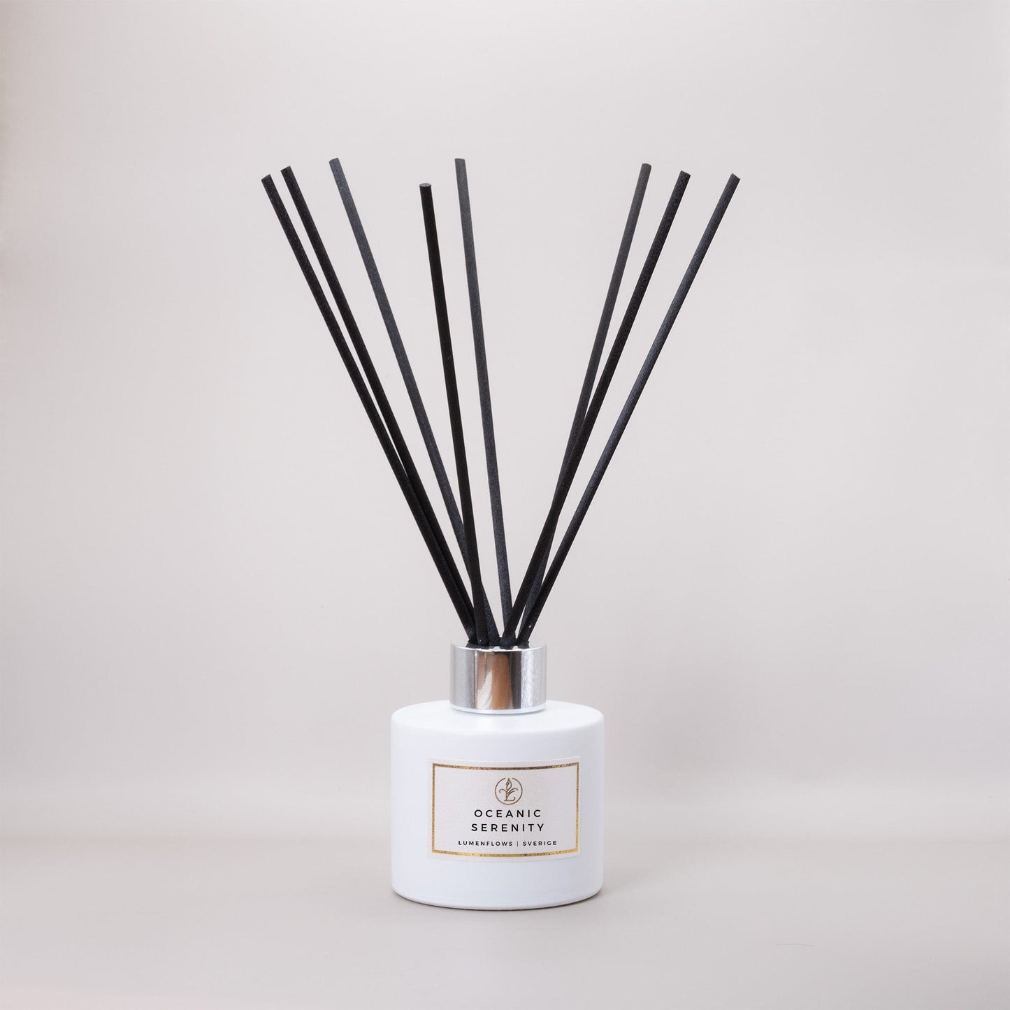 Reed Diffuser | Oceanic Serenity Silver Black - LumenFlows