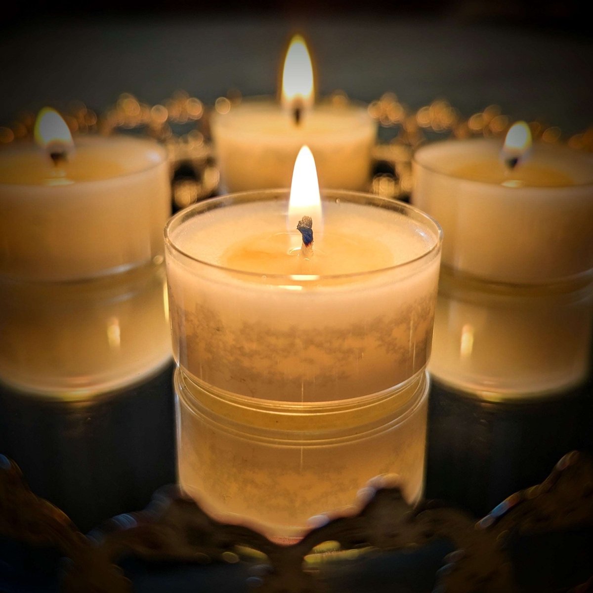 Scented Tealight Candle | Mysterious Embrace | Doftvärmeljus - LumenFlows